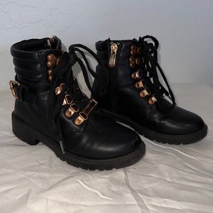 Girls High Top Winter Boots Size 11